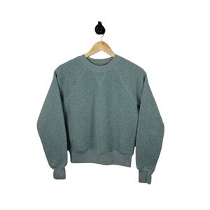 Everlane Women’s Renew Sherpa Fleece Crewneck in Pale Sage Size XS